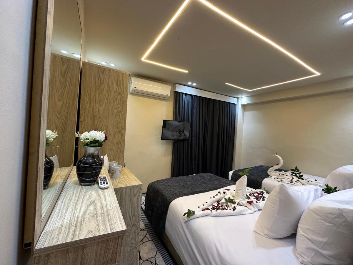 Hotel Blue Scarab Pyramids View Kairo Exterior foto
